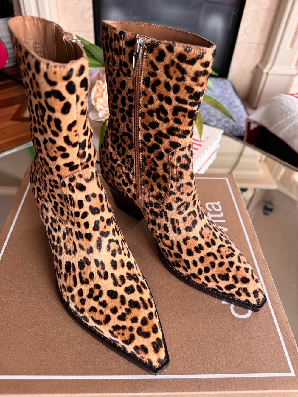 Dolce Vita Rutger Leopard Calf Hair Boots Size 6.5 Brand New
